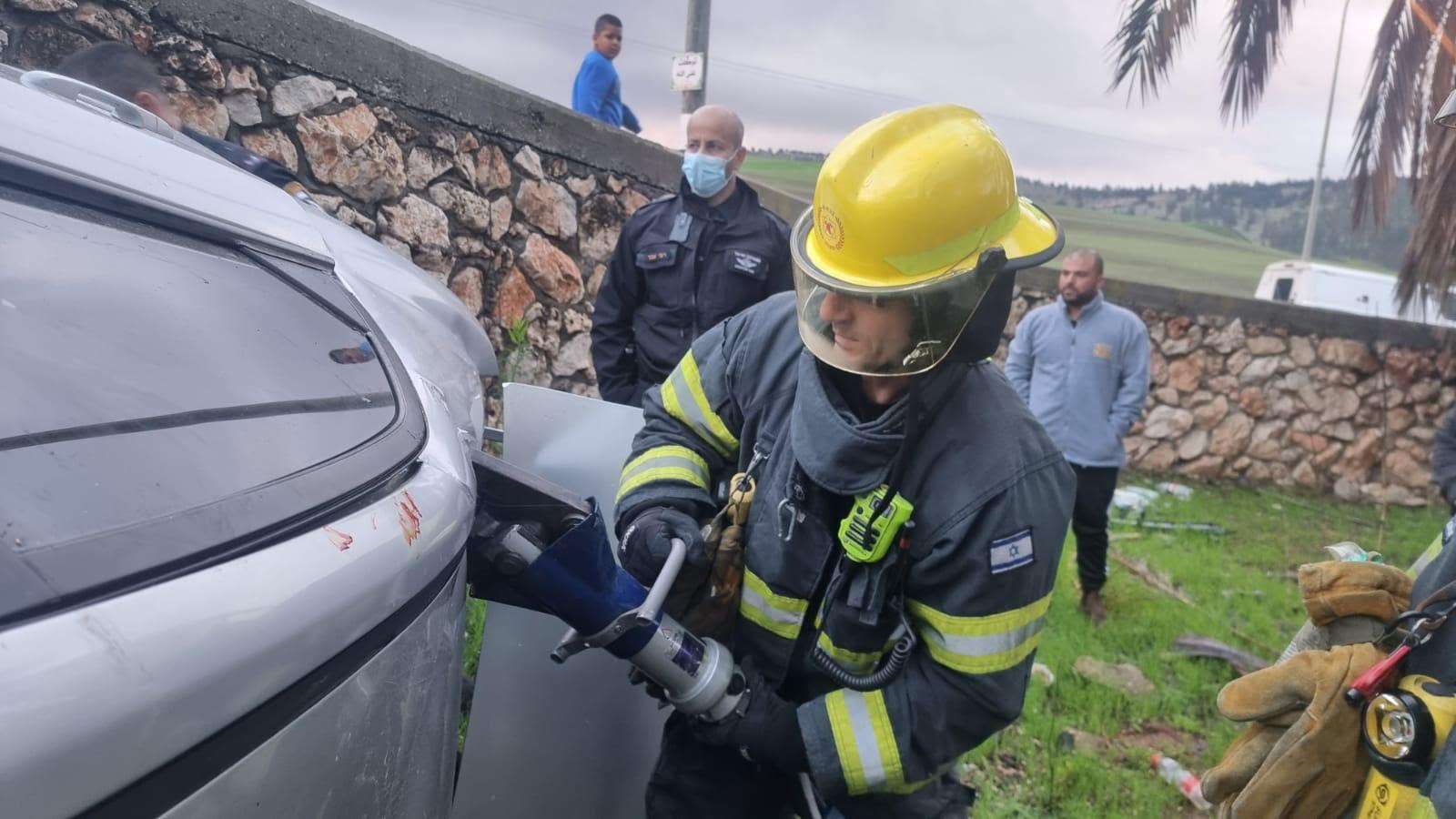 اصابة شاب بجراح خطيرة بحادث طرق ذاتي في طمرة الزعبية 